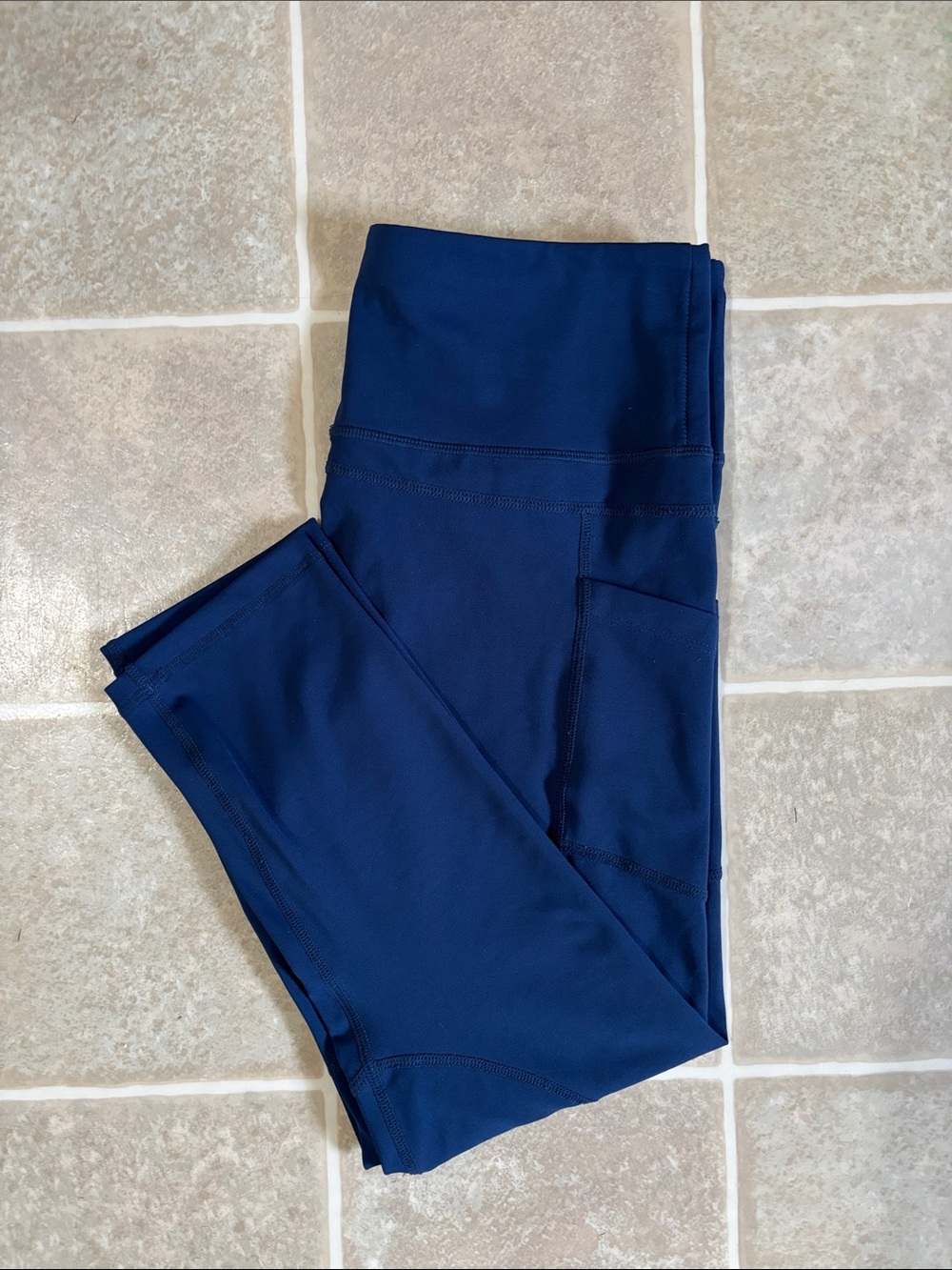 Zyia Navy High-Waist Athletic Crop Leggings